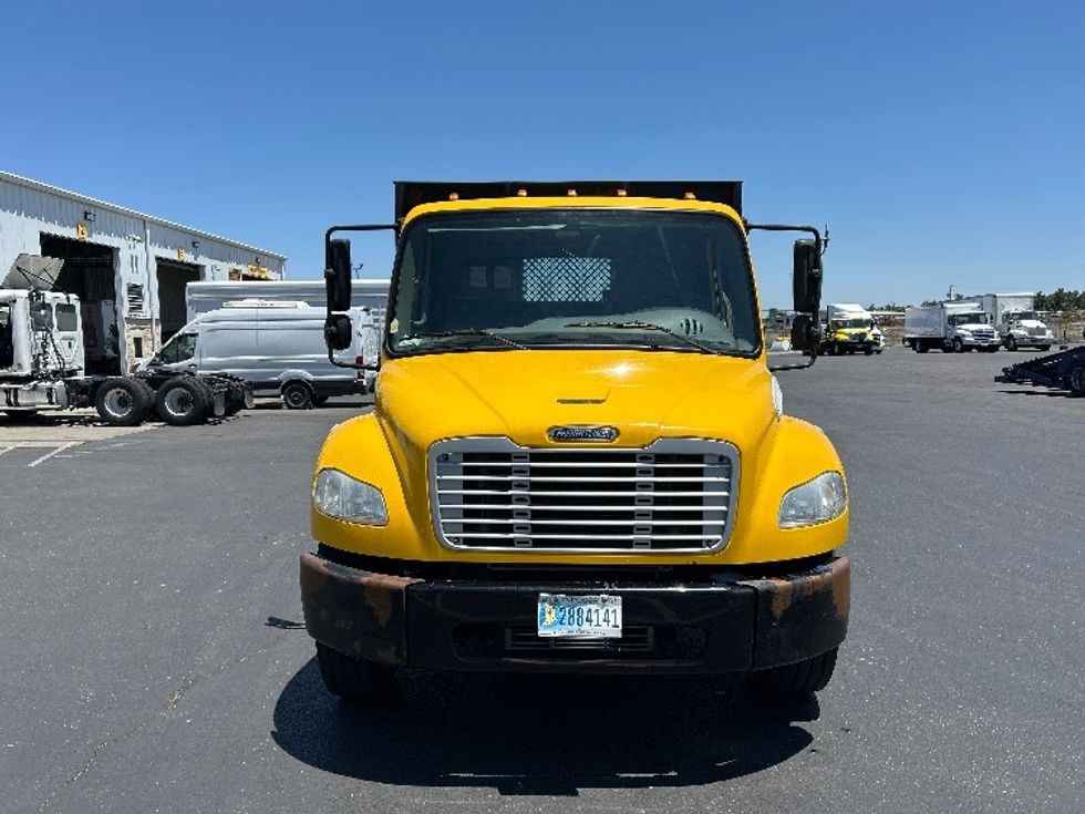Flatbed Truck-Light and Medium Duty Trucks-Freightliner-2020-M2-Ceres-CA-182,351\n\t\tmiles-$ 49,250 - Image 2