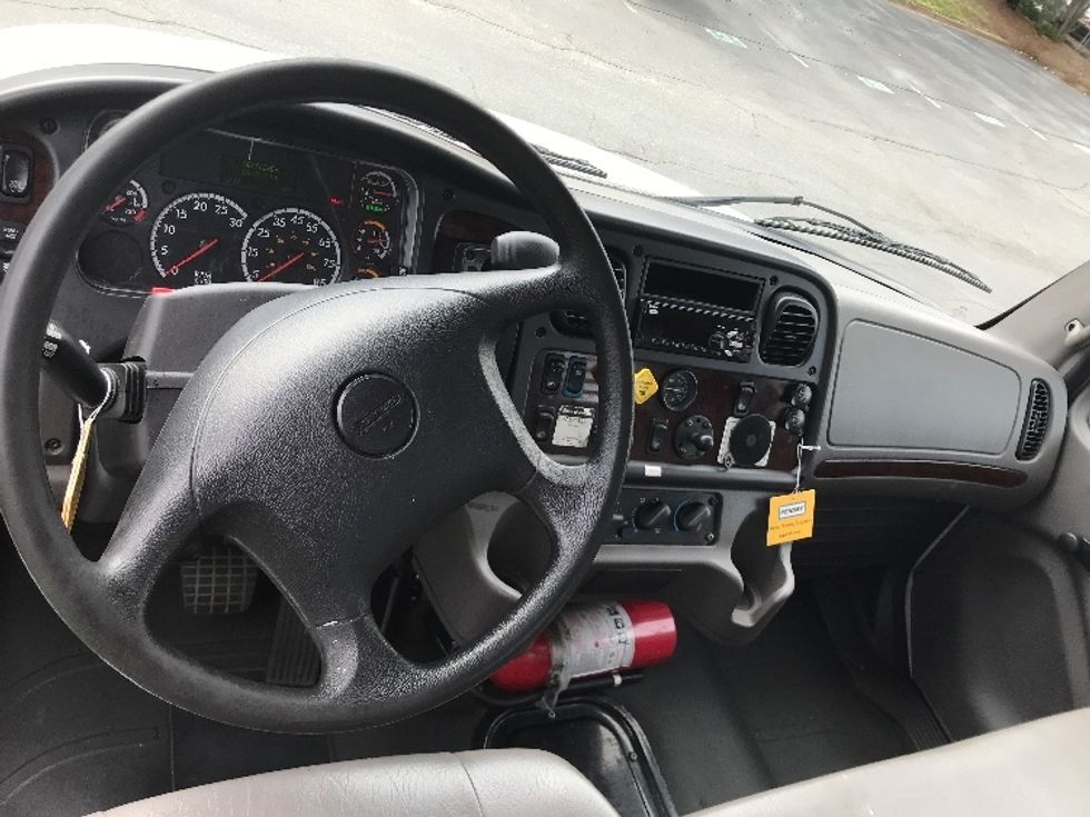 Flatbed Truck-Light and Medium Duty Trucks-Freightliner-2020-M2-Charlotte-NC-184,576\n\t\tmiles-$ 47,750 - Image 13