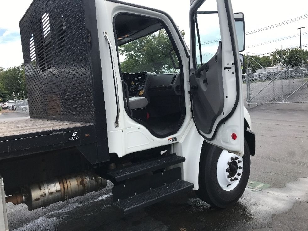Flatbed Truck-Light and Medium Duty Trucks-Freightliner-2020-M2-Charlotte-NC-184,576\n\t\tmiles-$ 47,750 - Image 15