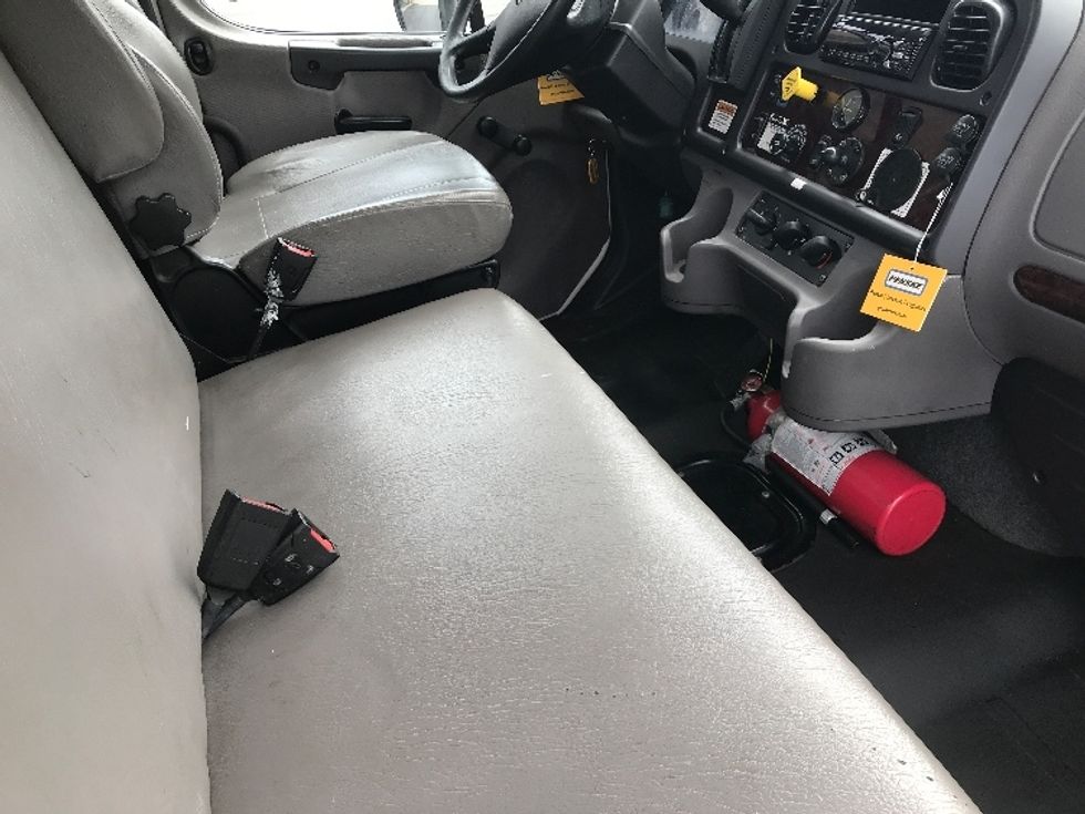 Flatbed Truck-Light and Medium Duty Trucks-Freightliner-2020-M2-Charlotte-NC-184,576\n\t\tmiles-$ 47,750 - Image 17