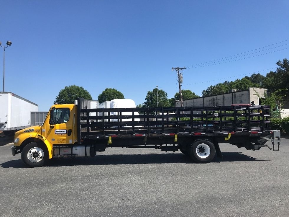 Flatbed Truck-Light and Medium Duty Trucks-Freightliner-2020-M2-Charlotte-NC-92,110\n\t\tmiles-$ 53,750 - Image 4