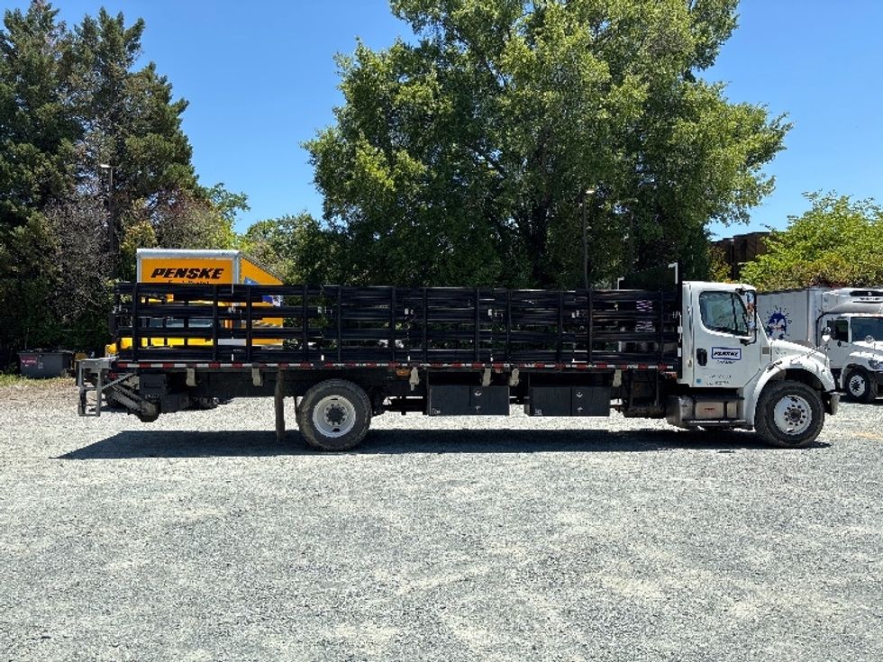 Flatbed Truck-Light and Medium Duty Trucks-Freightliner-2020-M2-Charlottesville-VA-138,123\n\t\tmiles-$ 51,500 - Image 15