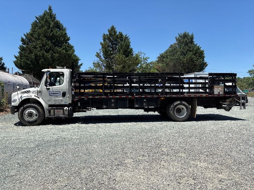 Flatbed Truck-Light and Medium Duty Trucks-Freightliner-2020-M2-Charlottesville-VA-138,123\n\t\tmiles-$ 51,500 - Image 4