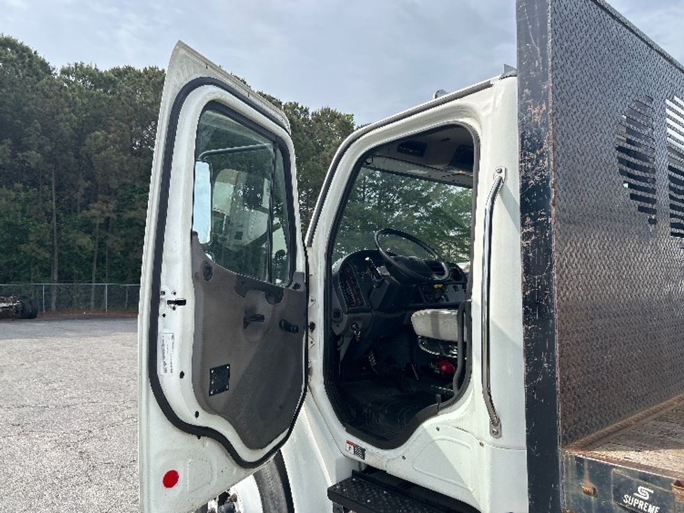 Flatbed Truck-Light and Medium Duty Trucks-Freightliner-2020-M2-Chesapeake-VA-265,890\n\t\tmiles-$ 29,750 - Image 16