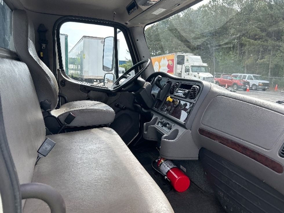 Flatbed Truck-Light and Medium Duty Trucks-Freightliner-2020-M2-Chesapeake-VA-265,890\n\t\tmiles-$ 29,750 - Image 22