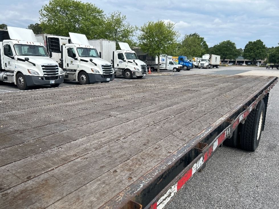 Flatbed Truck-Light and Medium Duty Trucks-Freightliner-2020-M2-Chesapeake-VA-265,890\n\t\tmiles-$ 29,750 - Image 26