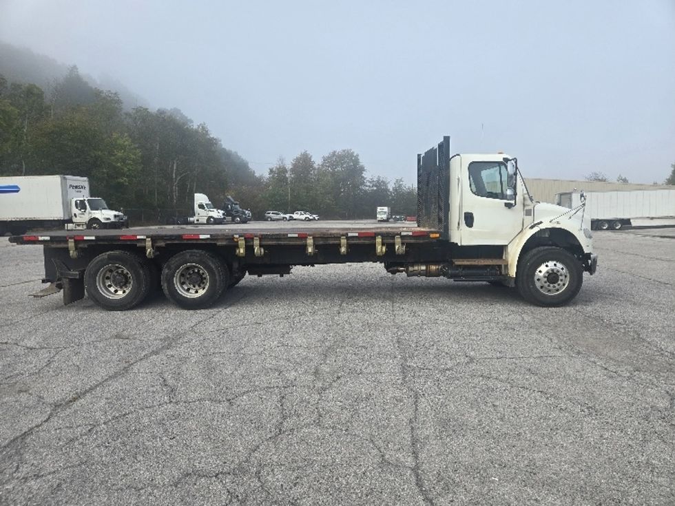 Flatbed Truck-Light and Medium Duty Trucks-Freightliner-2020-M2-Clearfield-PA-215,401\n\t\tmiles-$ 62,500 - Image 10