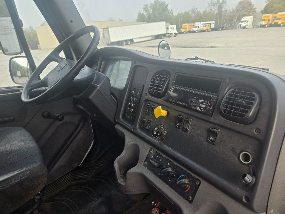 Flatbed Truck-Light and Medium Duty Trucks-Freightliner-2020-M2-Clearfield-PA-215,401\n\t\tmiles-$ 62,500 - Image 17