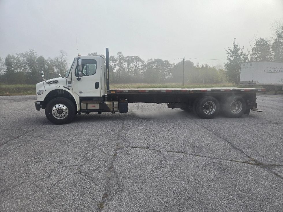 Flatbed Truck-Light and Medium Duty Trucks-Freightliner-2020-M2-Clearfield-PA-215,401\n\t\tmiles-$ 62,500 - Image 4