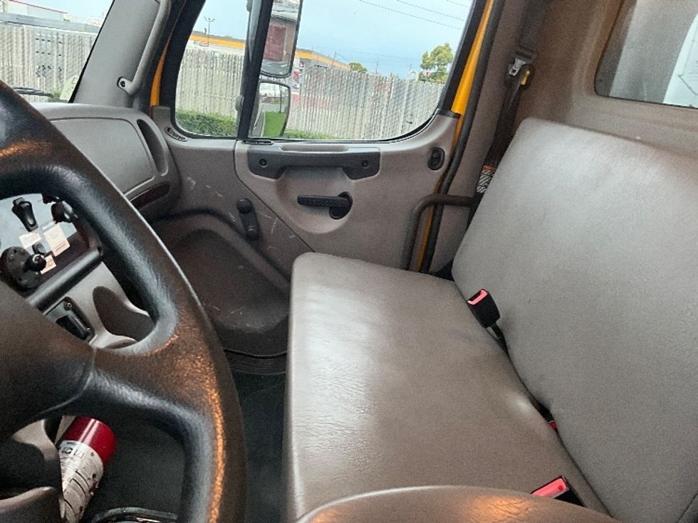 Flatbed Truck-Light and Medium Duty Trucks-Freightliner-2020-M2-Concord-CA-73,239\n\t\tmiles-$ 63,000 - Image 18