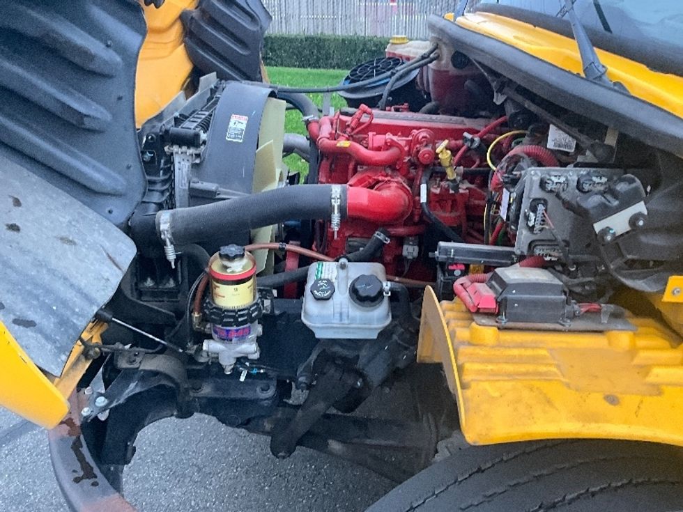 Flatbed Truck-Light and Medium Duty Trucks-Freightliner-2020-M2-Concord-CA-73,239\n\t\tmiles-$ 63,000 - Image 23