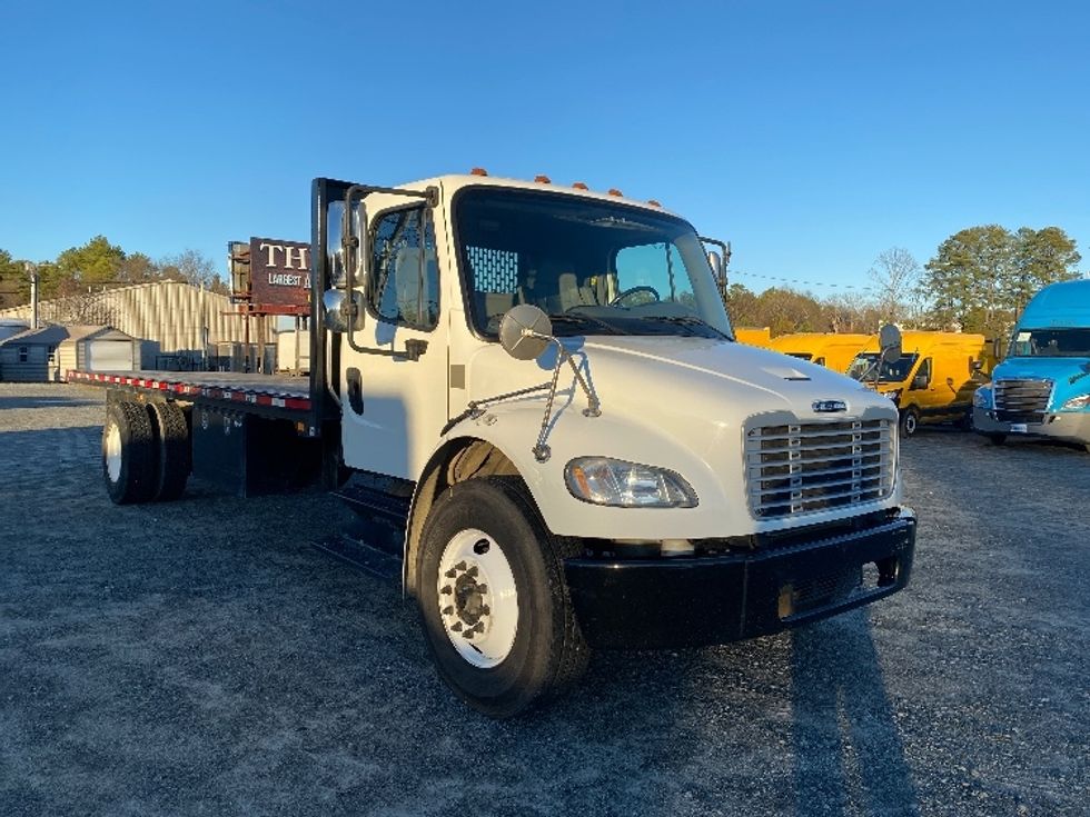 Flatbed Truck-Light and Medium Duty Trucks-Freightliner-2020-M2-Concord-NC-265,859\n\t\tmiles-$ 34,000 - Image 1