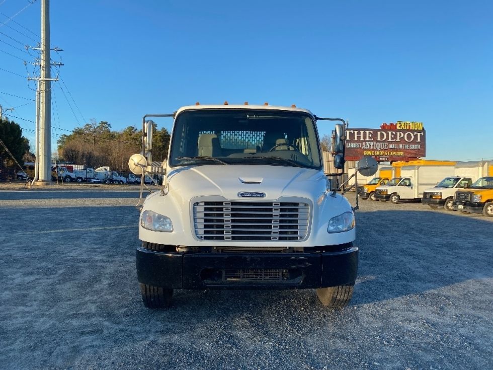 Flatbed Truck-Light and Medium Duty Trucks-Freightliner-2020-M2-Concord-NC-265,859\n\t\tmiles-$ 34,000 - Image 2