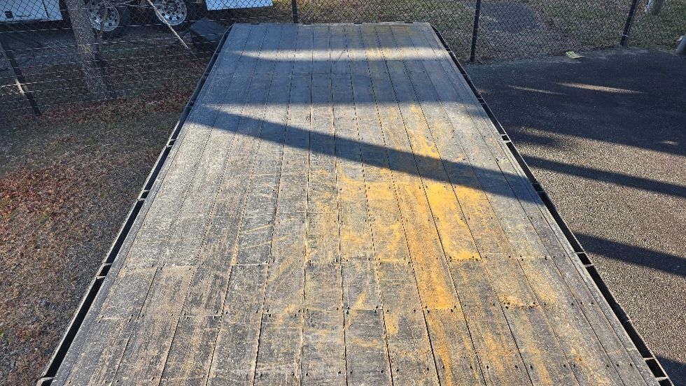 Flatbed Truck-Light and Medium Duty Trucks-Freightliner-2020-M2-Concord-NC-265,859\n\t\tmiles-$ 34,000 - Image 26