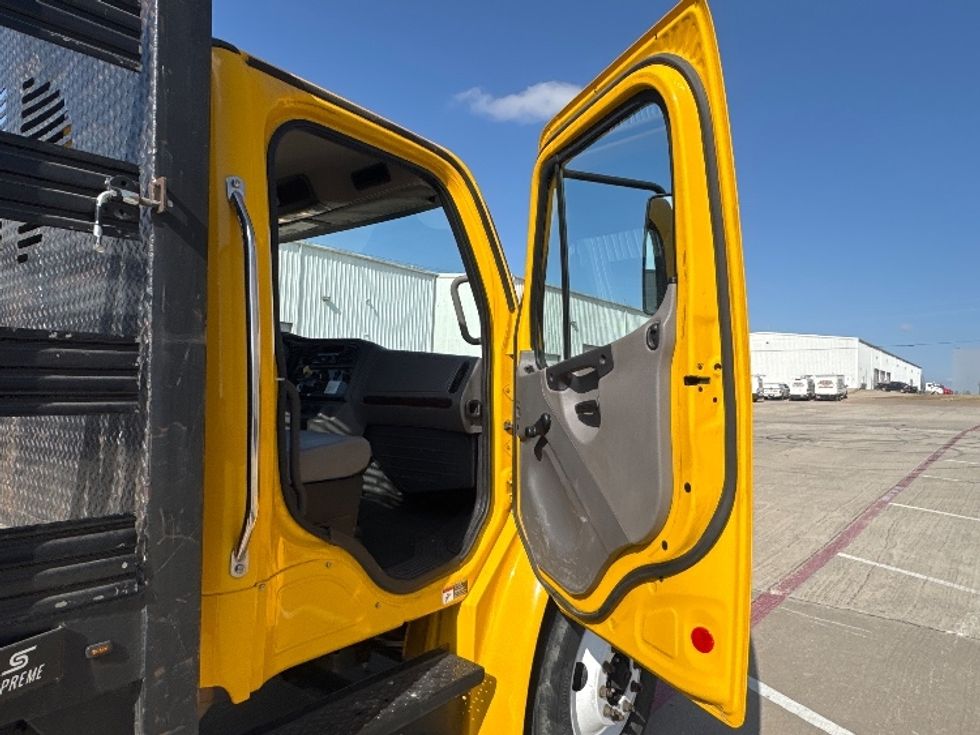 Flatbed Truck-Light and Medium Duty Trucks-Freightliner-2020-M2-Dallas-TX-132,249\n\t\tmiles-$ 50,750 - Image 20
