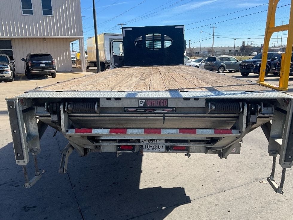 Flatbed Truck-Light and Medium Duty Trucks-Freightliner-2020-M2-Dallas-TX-222,404\n\t\tmiles-$ 39,000 - Image 10