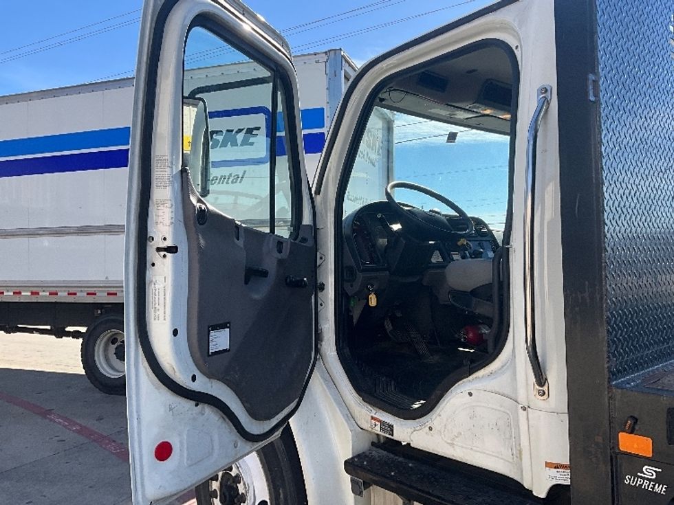 Flatbed Truck-Light and Medium Duty Trucks-Freightliner-2020-M2-Dallas-TX-222,404\n\t\tmiles-$ 39,000 - Image 17