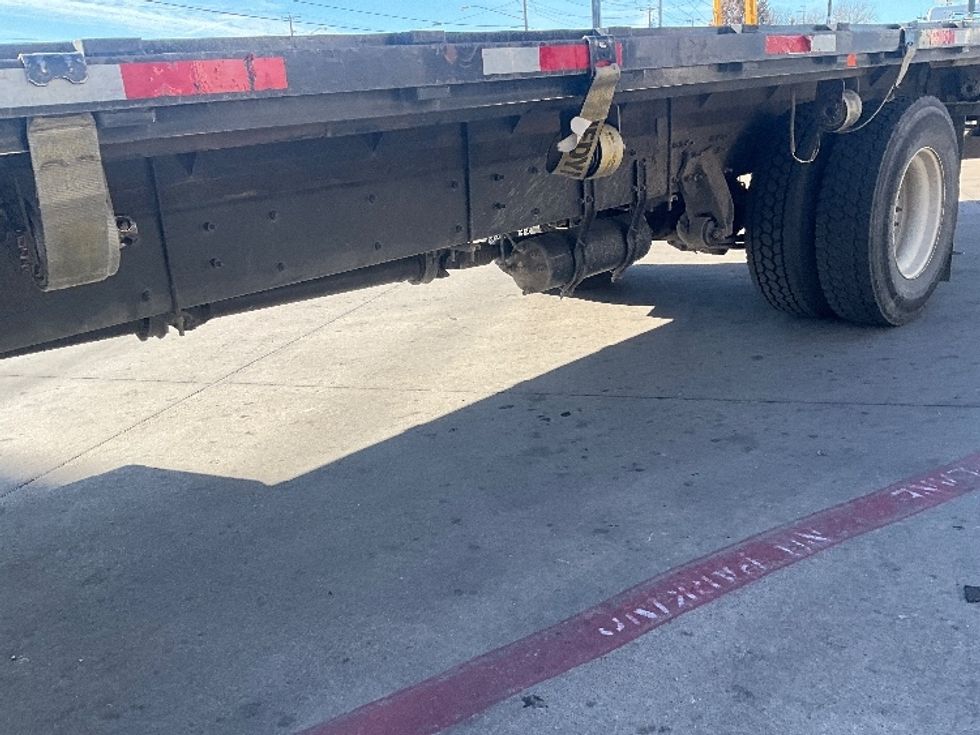Flatbed Truck-Light and Medium Duty Trucks-Freightliner-2020-M2-Dallas-TX-222,404\n\t\tmiles-$ 39,000 - Image 5