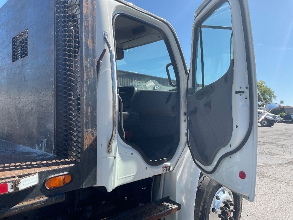 Flatbed Truck-Light and Medium Duty Trucks-Freightliner-2020-M2-Dayton-NJ-254,319\n\t\tmiles-$ 57,250 - Image 20