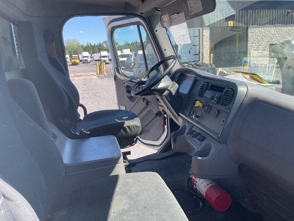 Flatbed Truck-Light and Medium Duty Trucks-Freightliner-2020-M2-Dayton-NJ-254,319\n\t\tmiles-$ 57,250 - Image 22