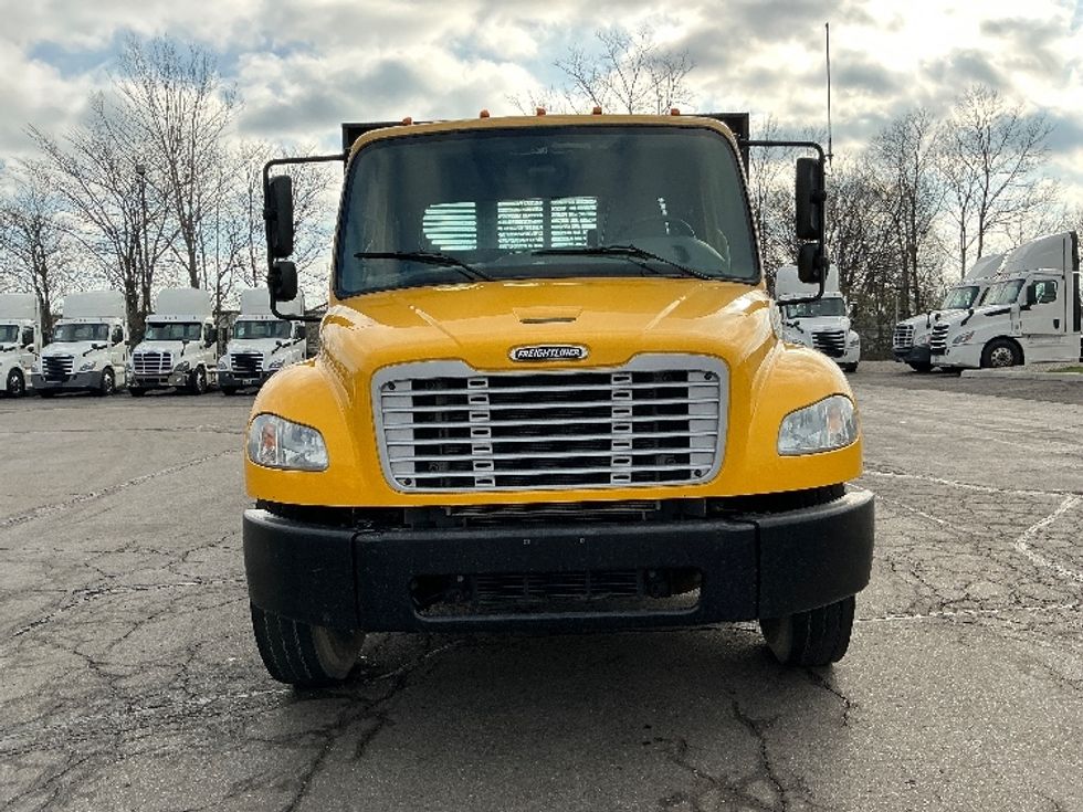 Flatbed Truck-Light and Medium Duty Trucks-Freightliner-2020-M2-Dayton-OH-110,121\n\t\tmiles-$ 49,500 - Image 2