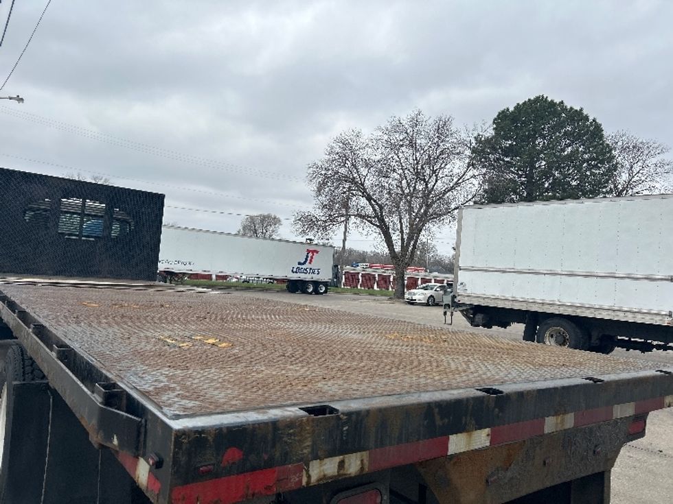 Flatbed Truck-Light and Medium Duty Trucks-Freightliner-2020-M2-Des Moines-IA-172,900\n\t\tmiles-$ 42,000 - Image 12