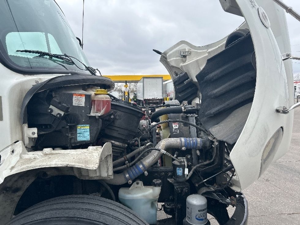 Flatbed Truck-Light and Medium Duty Trucks-Freightliner-2020-M2-Des Moines-IA-172,900\n\t\tmiles-$ 42,000 - Image 23