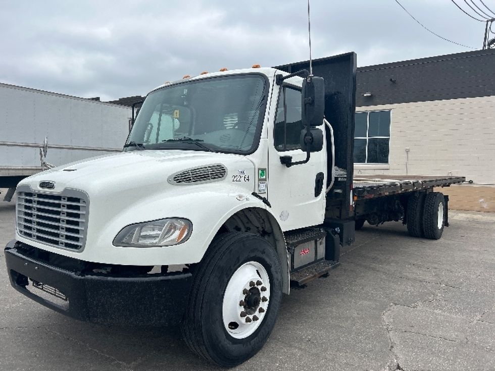 Flatbed Truck-Light and Medium Duty Trucks-Freightliner-2020-M2-Des Moines-IA-172,900\n\t\tmiles-$ 42,000 - Image 25
