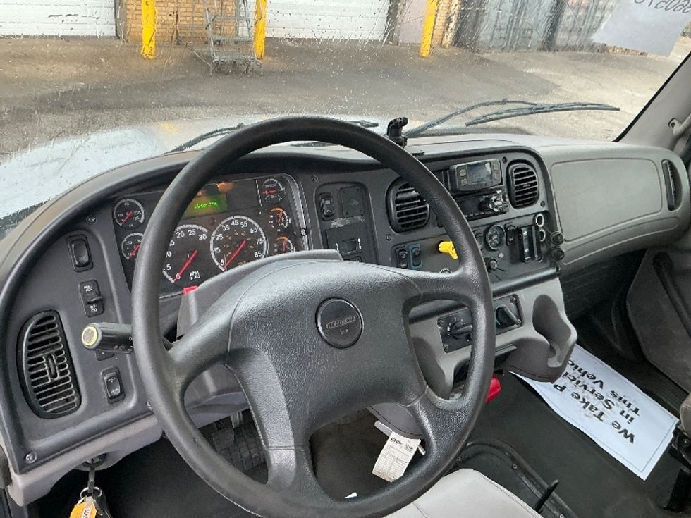 Flatbed Truck-Light and Medium Duty Trucks-Freightliner-2020-M2-East Chicago-IN-246,063\n\t\tmiles-$ 57,500 - Image 14