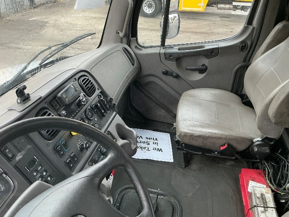 Flatbed Truck-Light and Medium Duty Trucks-Freightliner-2020-M2-East Chicago-IN-246,063\n\t\tmiles-$ 57,500 - Image 16