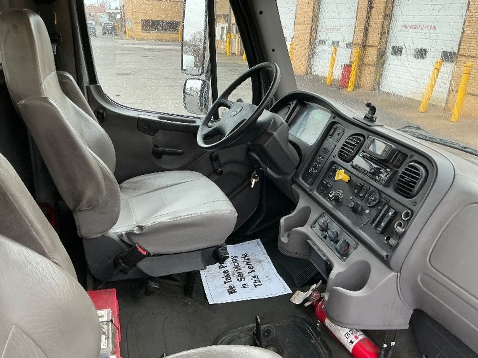 Flatbed Truck-Light and Medium Duty Trucks-Freightliner-2020-M2-East Chicago-IN-246,063\n\t\tmiles-$ 57,500 - Image 19