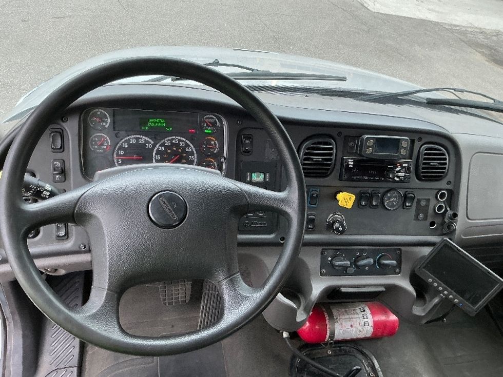 Flatbed Truck-Light and Medium Duty Trucks-Freightliner-2020-M2-East Chicago-IN-272,069\n\t\tmiles-$ 53,250 - Image 15