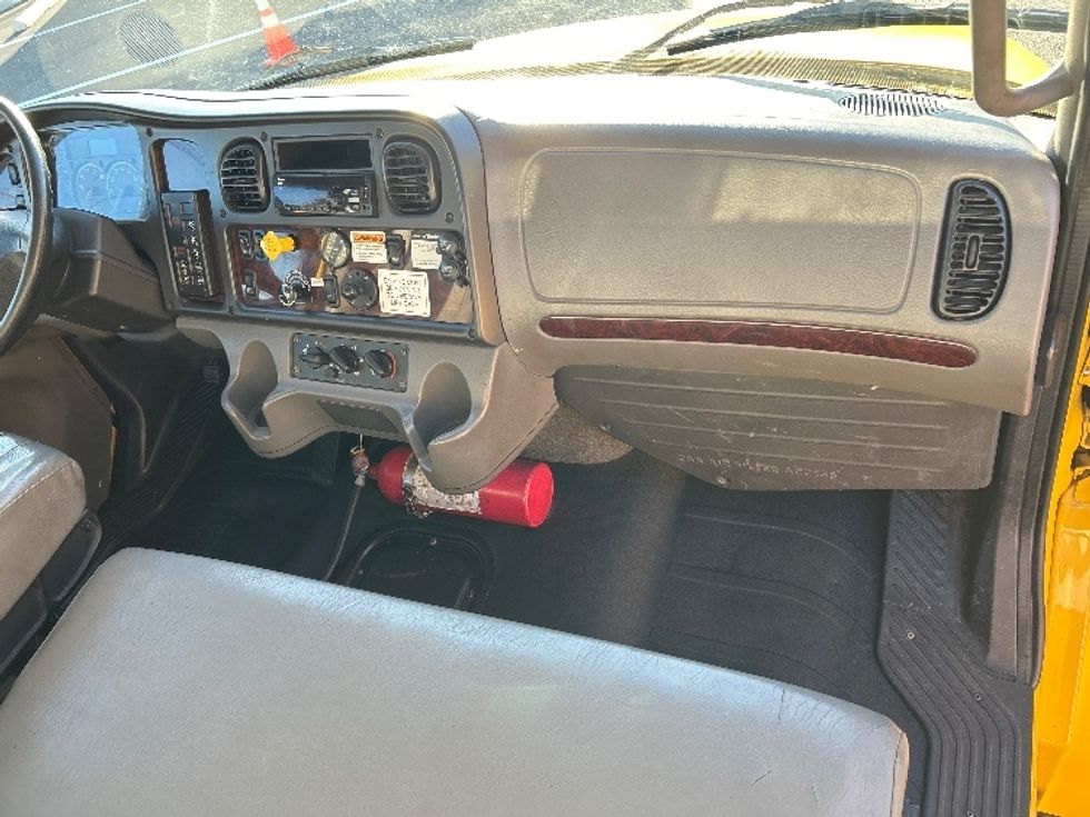 Flatbed Truck-Light and Medium Duty Trucks-Freightliner-2020-M2-Edison-NJ-142,872\n\t\tmiles-$ 43,750 - Image 21