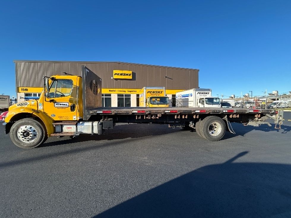 2020 Freightliner M2 106 Medium Duty photo 3