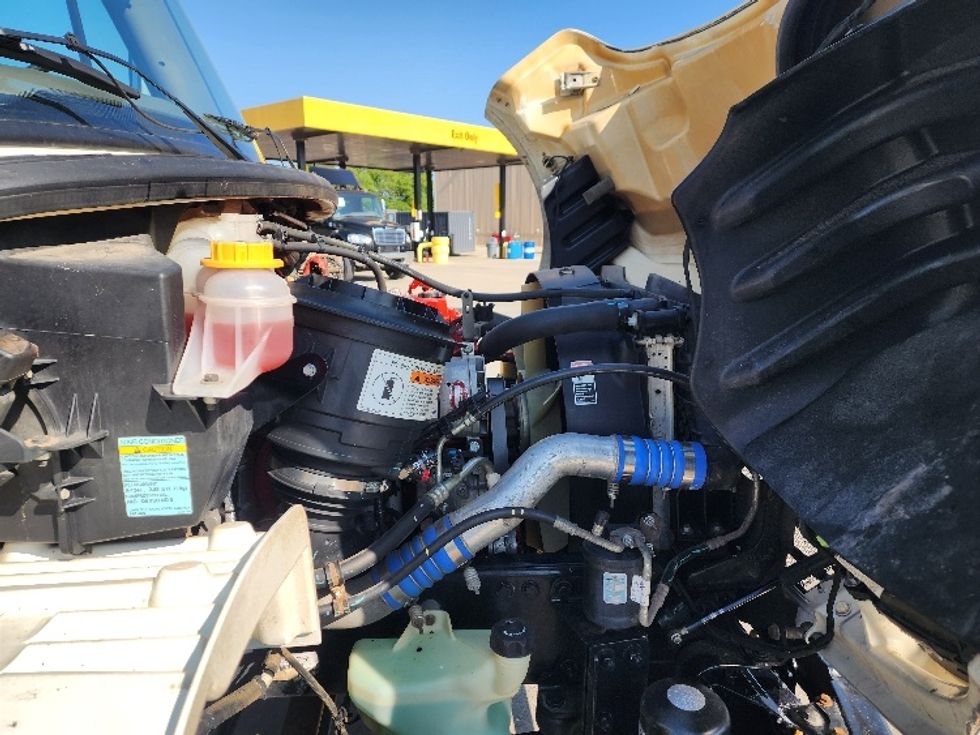 Flatbed Truck-Light and Medium Duty Trucks-Freightliner-2020-M2-Elkhart-IN-220,813\n\t\tmiles-$ 48,000 - Image 19