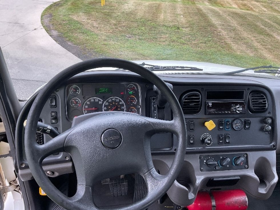 Flatbed Truck-Light and Medium Duty Trucks-Freightliner-2020-M2-Elkhart-IN-229,152\n\t\tmiles-$ 44,750 - Image 16