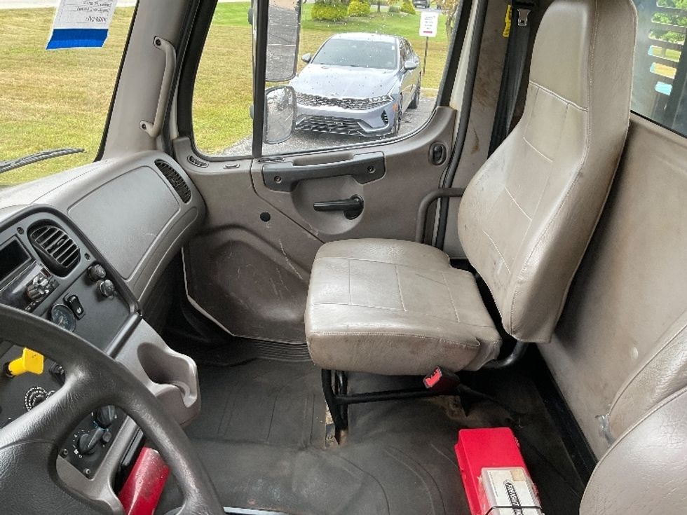 Flatbed Truck-Light and Medium Duty Trucks-Freightliner-2020-M2-Elkhart-IN-229,152\n\t\tmiles-$ 44,750 - Image 17