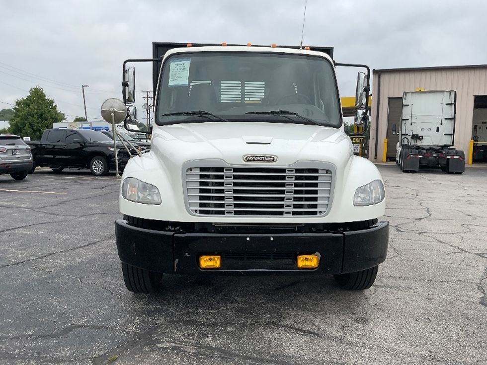 Flatbed Truck-Light and Medium Duty Trucks-Freightliner-2020-M2-Elkhart-IN-229,152\n\t\tmiles-$ 44,750 - Image 2