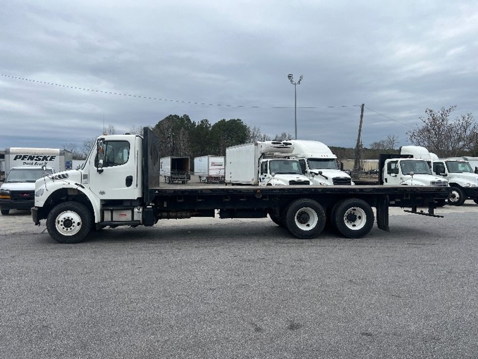 Flatbed Truck-Light and Medium Duty Trucks-Freightliner-2020-M2-Florence-SC-283,680\n\t\tmiles-$ 46,750 - Image 4