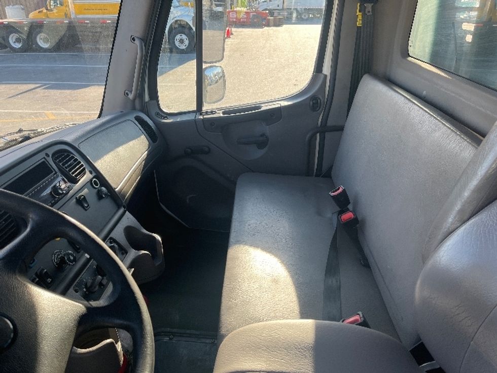 Flatbed Truck-Light and Medium Duty Trucks-Freightliner-2020-M2-Florence-SC-289,912\n\t\tmiles-$ 29,500 - Image 15