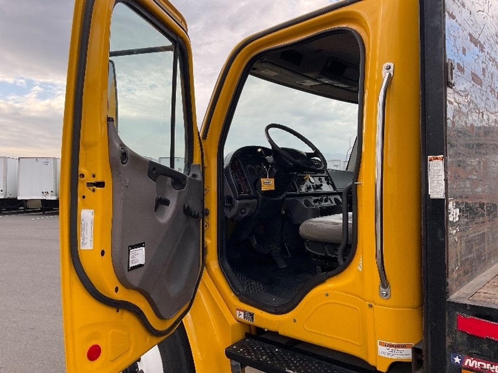 Flatbed Truck-Light and Medium Duty Trucks-Freightliner-2020-M2-Fontana-CA-144,999\n\t\tmiles-$ 53,000 - Image 16