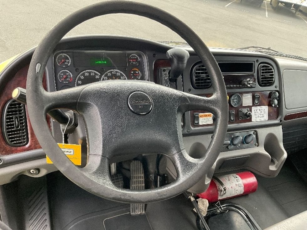 Flatbed Truck-Light and Medium Duty Trucks-Freightliner-2020-M2-Fontana-CA-144,999\n\t\tmiles-$ 53,000 - Image 18