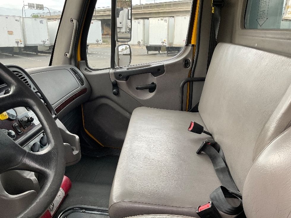 Flatbed Truck-Light and Medium Duty Trucks-Freightliner-2020-M2-Fontana-CA-144,999\n\t\tmiles-$ 53,000 - Image 19