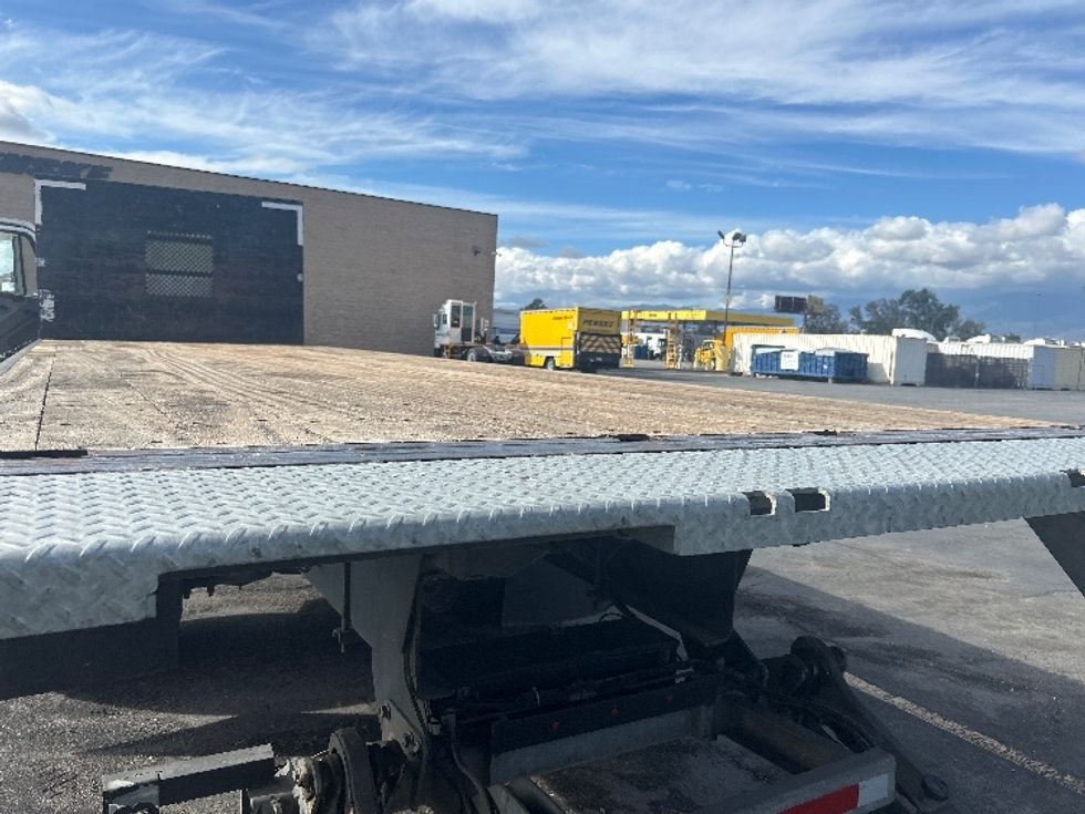 Flatbed Truck-Light and Medium Duty Trucks-Freightliner-2020-M2-Fontana-CA-168,208\n\t\tmiles-$ 55,750 - Image 12