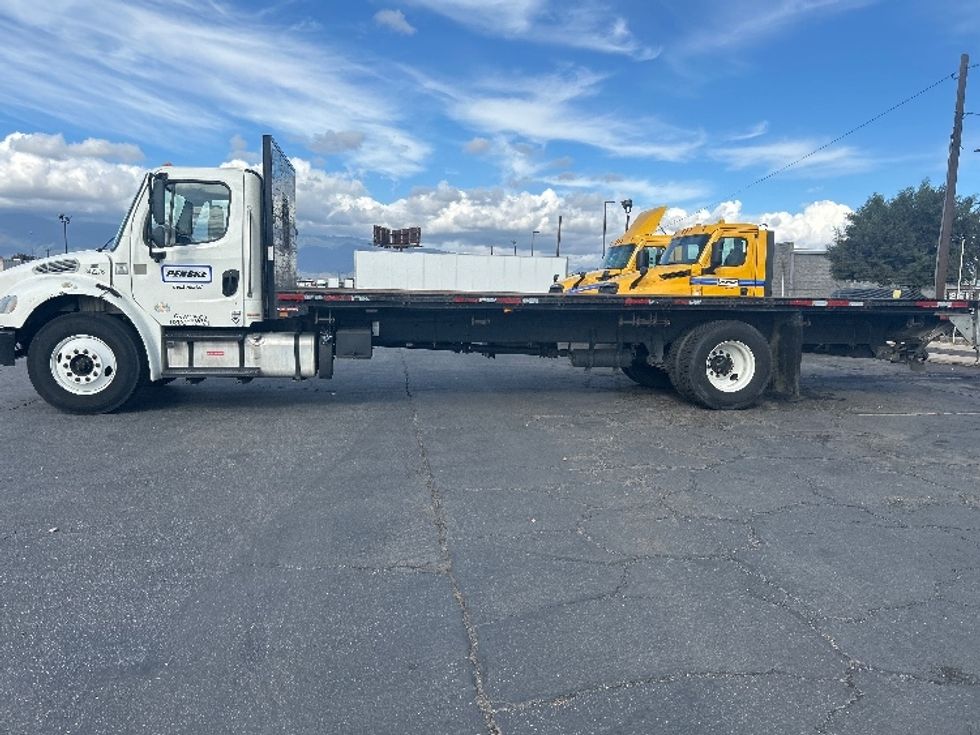 Flatbed Truck-Light and Medium Duty Trucks-Freightliner-2020-M2-Fontana-CA-168,208\n\t\tmiles-$ 55,750 - Image 4
