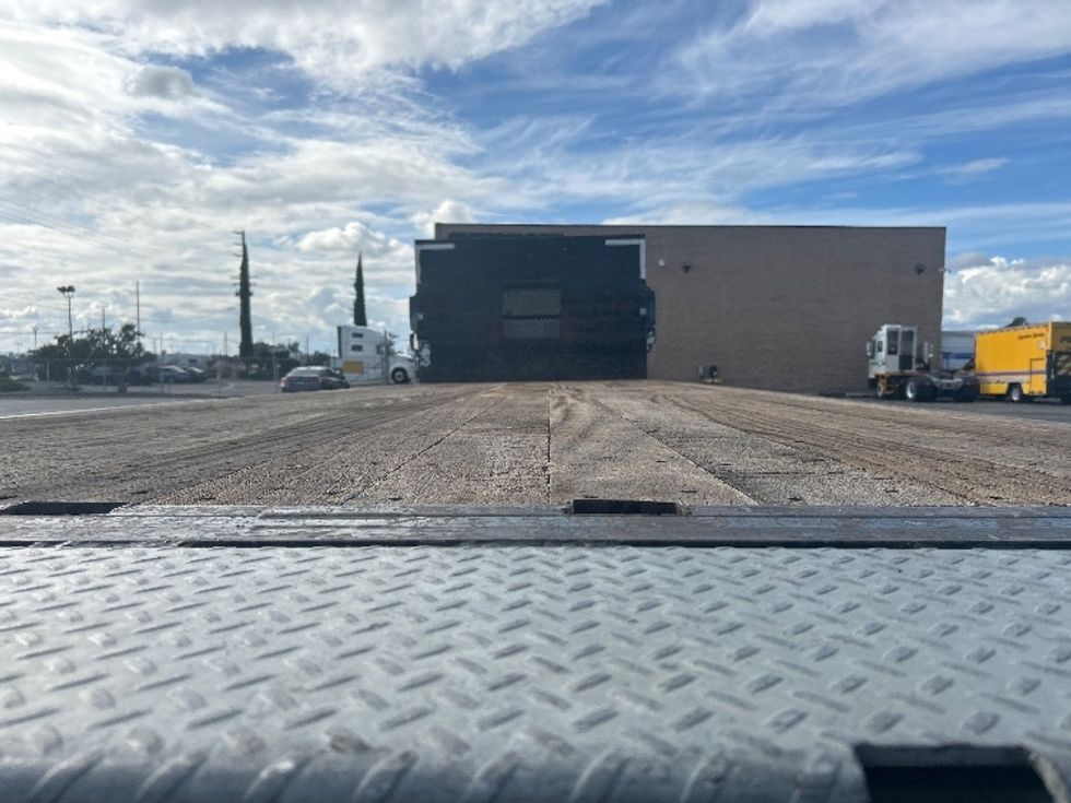 Flatbed Truck-Light and Medium Duty Trucks-Freightliner-2020-M2-Fontana-CA-168,208\n\t\tmiles-$ 55,750 - Image 8