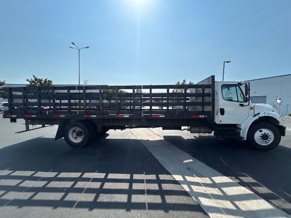 Flatbed Truck-Light and Medium Duty Trucks-Freightliner-2020-M2-Fontana-CA-179,340\n\t\tmiles-$ 47,250 - Image 15