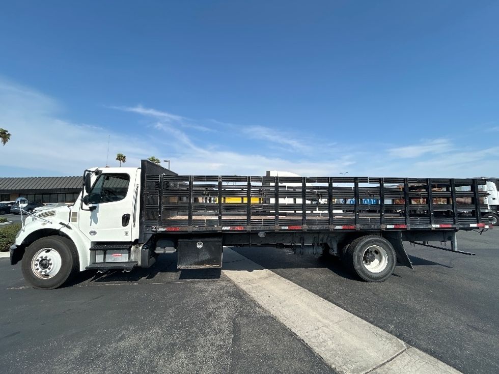 Flatbed Truck-Light and Medium Duty Trucks-Freightliner-2020-M2-Fontana-CA-179,340\n\t\tmiles-$ 47,250 - Image 4
