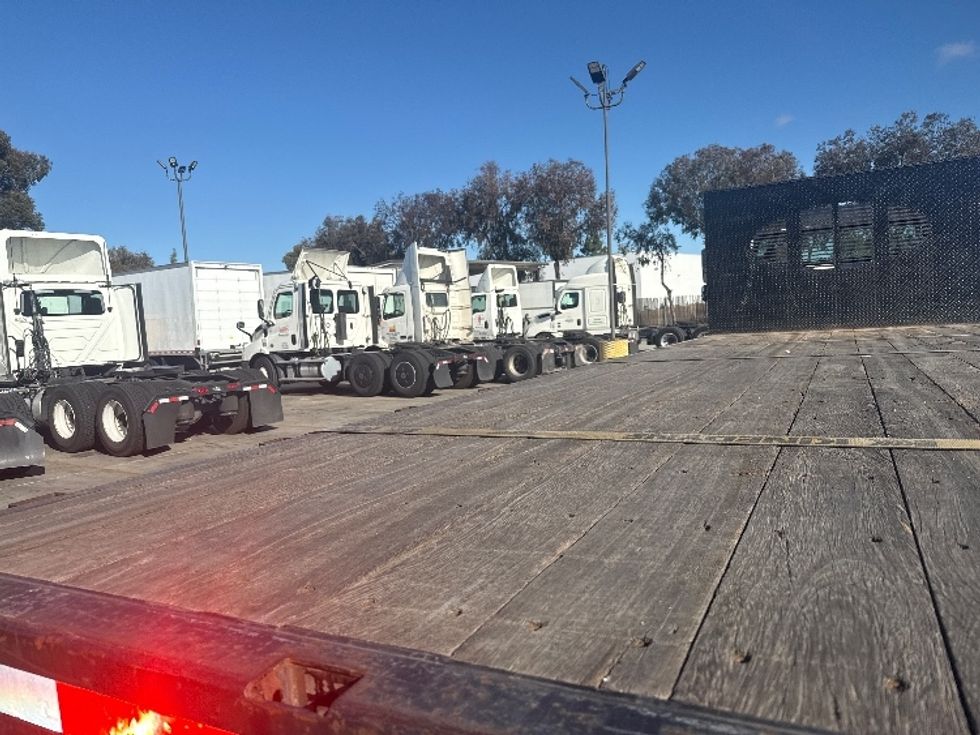 Flatbed Truck-Light and Medium Duty Trucks-Freightliner-2020-M2-Fontana-CA-55,476\n\t\tmiles-$ 65,500 - Image 11