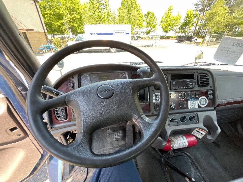 Flatbed Truck-Light and Medium Duty Trucks-Freightliner-2020-M2-Forest Park-GA-309,922\n\t\tmiles-$ 25,250 - Image 16